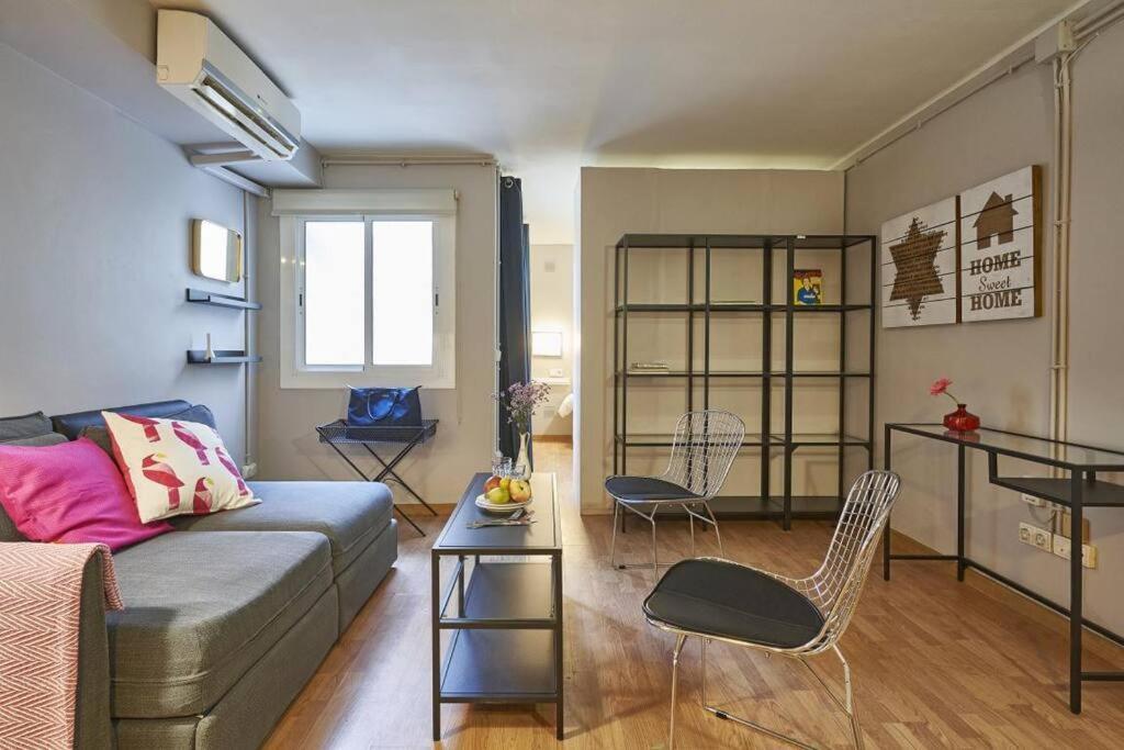 Bebarceloner Sant Andreu Apartments - 1 Bedroom Esterno foto