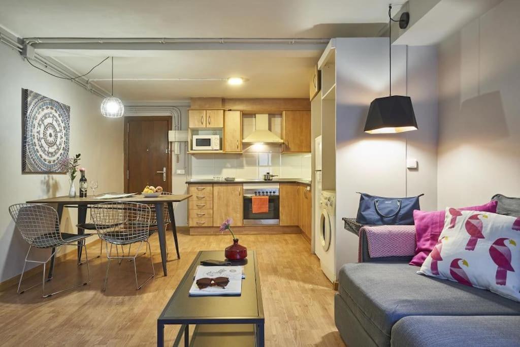 Bebarceloner Sant Andreu Apartments - 1 Bedroom Esterno foto